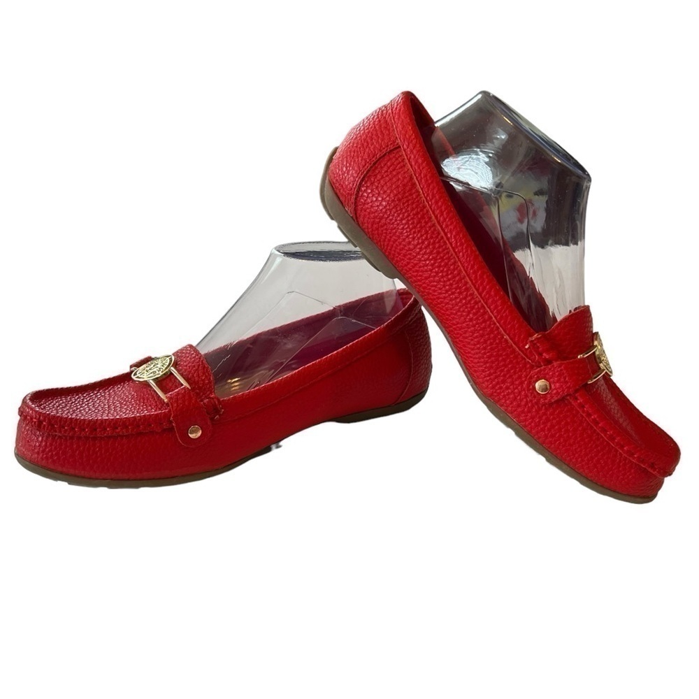 Red Anne Klein flats w/gold embellishment size 7.5W - Picture 4 of 7